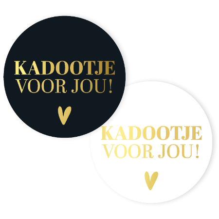 Cadeausticker ‘Kadootje voor jou’ met hartje in goud – Zwart en wit – D50mm