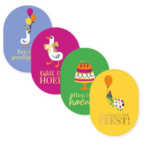 KP® Stickers 43x59mm - Verjaardag tekst + plaatje (4 varianten) 250p/r 	Cadeausticker verjaardag met tekst en illustratie – 4 varianten – 43x59mm