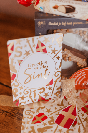 A6 wenskaart met tekst 'Groetjes van de Sint' - sinterklaasgroet, set van 10 stuks