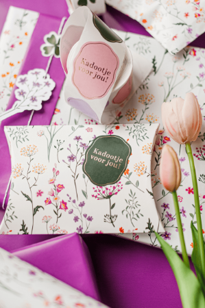 Kadootje voor jou! - 4 soorten verjaardagstickers