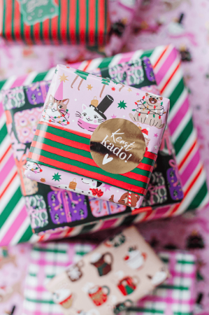 KP® Stickers D50mm - Kerst kado (3 varianten) 250p/r